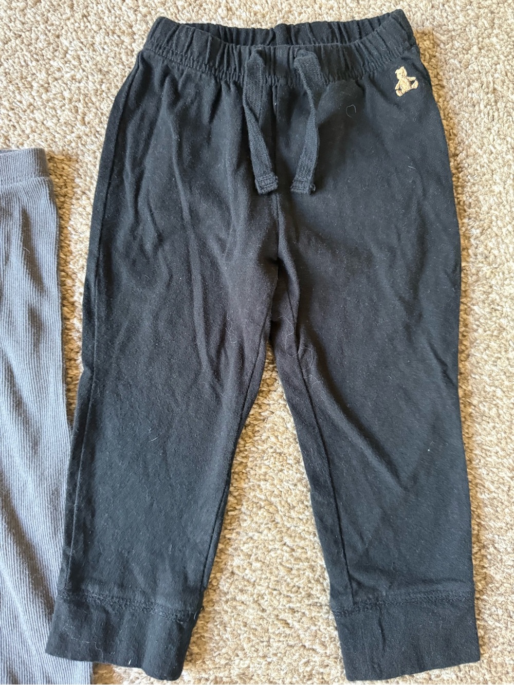 Baby GAP set of 4 Joggers - Picture 3 of 6